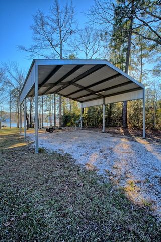 434 Ramsey Drive, Hemphill, TX 75948