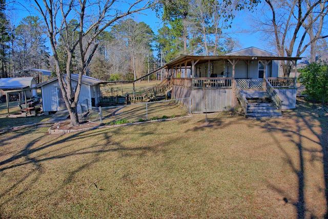 434 Ramsey Drive, Hemphill, TX 75948