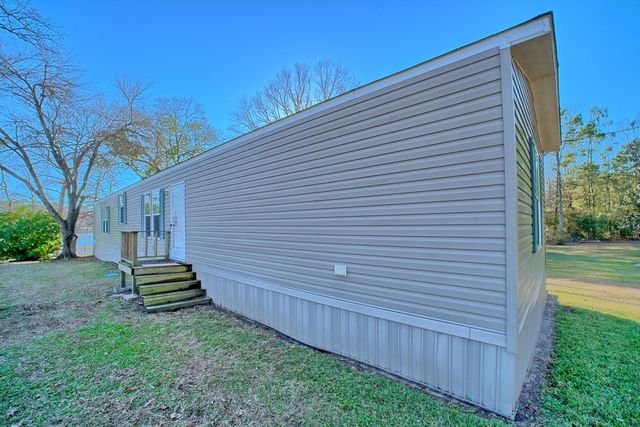 434 Ramsey Drive, Hemphill, TX 75948