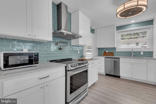 536 MANOR RD, Severna Park, MD 21146