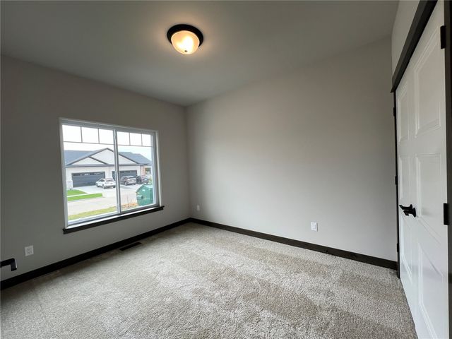 1296 Berkshire Lane, North Liberty, IA 52317