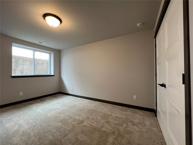 1296 Berkshire Lane, North Liberty, IA 52317