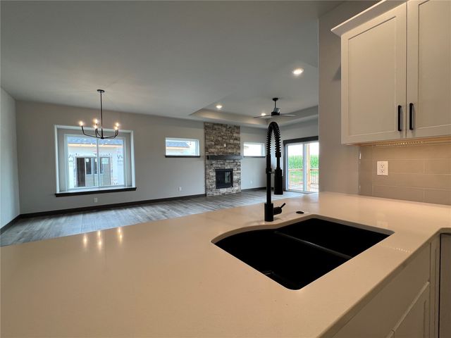1296 Berkshire Lane, North Liberty, IA 52317