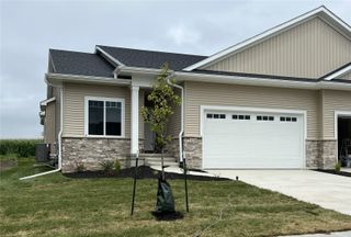 1296 Berkshire Lane, North Liberty, IA 52317
