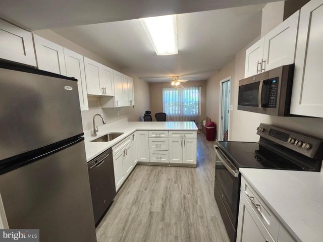 208 WESTDALE DR, Waldorf, MD 20601