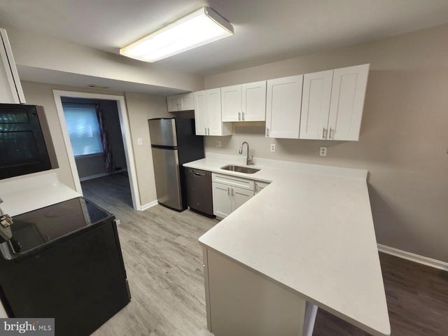 208 WESTDALE DR, Waldorf, MD 20601