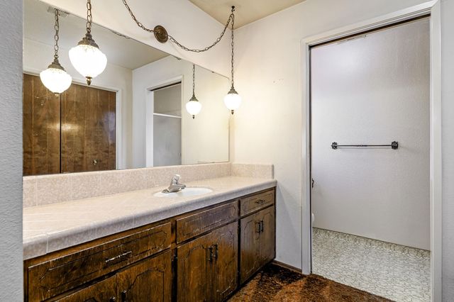 12066 Excelsior Avenue, Hanford, CA 93230