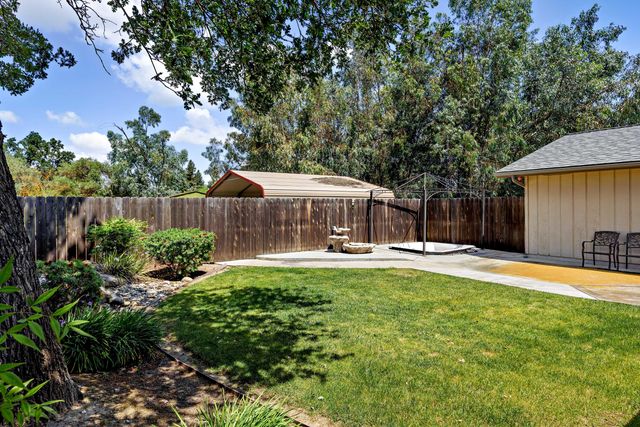 12066 Excelsior Avenue, Hanford, CA 93230
