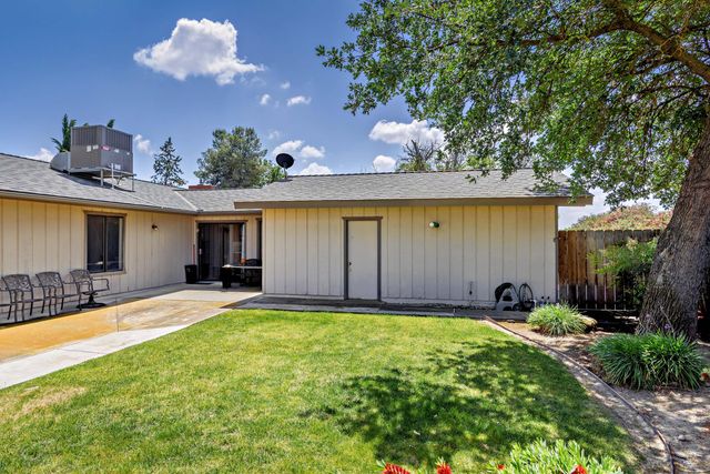 12066 Excelsior Avenue, Hanford, CA 93230