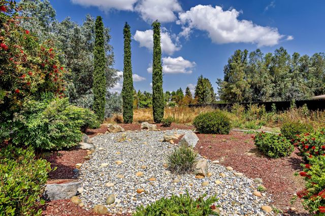 12066 Excelsior Avenue, Hanford, CA 93230