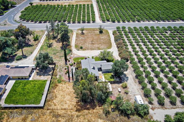 12066 Excelsior Avenue, Hanford, CA 93230