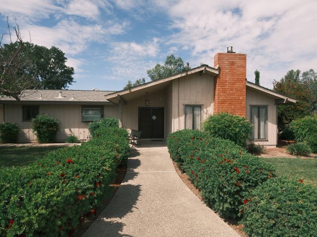 12066 Excelsior Avenue, Hanford, CA 93230