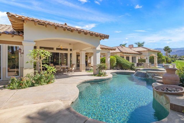 48145 Paso Tiempo Lane, La Quinta, CA 92253