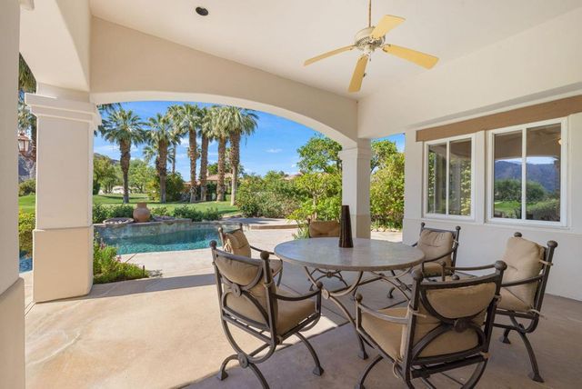 48145 Paso Tiempo Lane, La Quinta, CA 92253