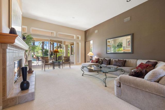 48145 Paso Tiempo Lane, La Quinta, CA 92253