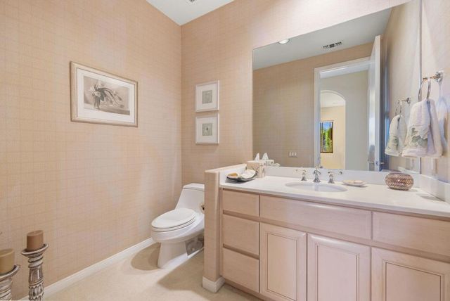48145 Paso Tiempo Lane, La Quinta, CA 92253