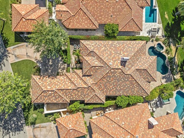 48145 Paso Tiempo Lane, La Quinta, CA 92253