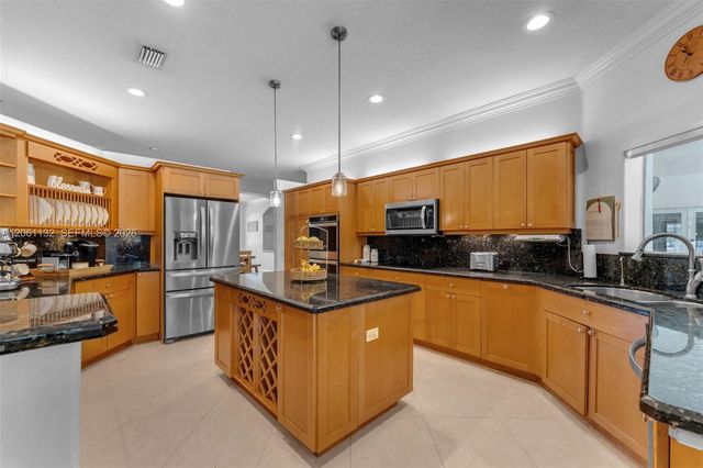 9735 SW 64th Street, Miami, FL 33173