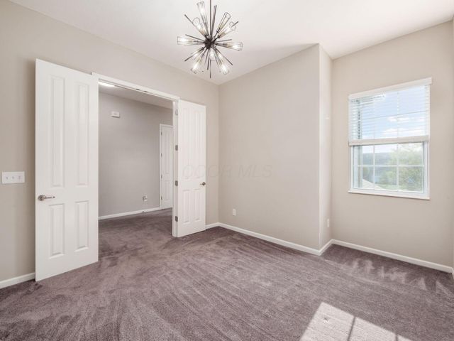 5915 Blackbird Way, Lewis Center, OH 43035