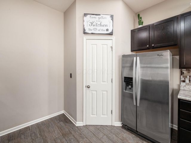 5915 Blackbird Way, Lewis Center, OH 43035