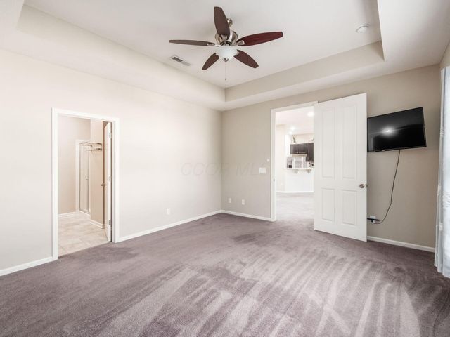 5915 Blackbird Way, Lewis Center, OH 43035