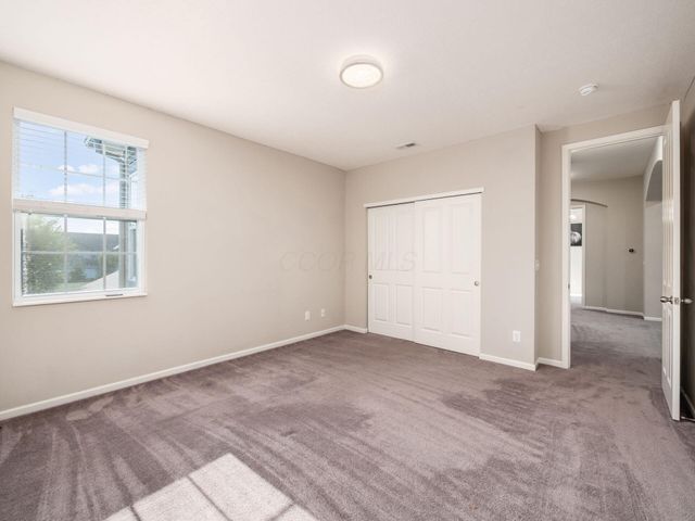 5915 Blackbird Way, Lewis Center, OH 43035