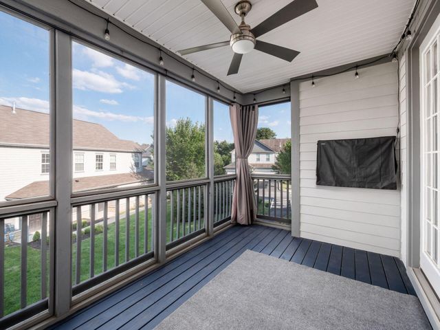 5915 Blackbird Way, Lewis Center, OH 43035