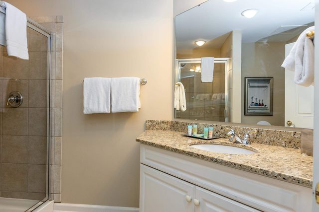 9994 Beach Club Dr Apt 1601, Myrtle Beach, SC 29572