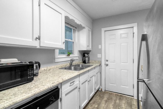 2744 Saratoga Road, North Charleston, SC 29405