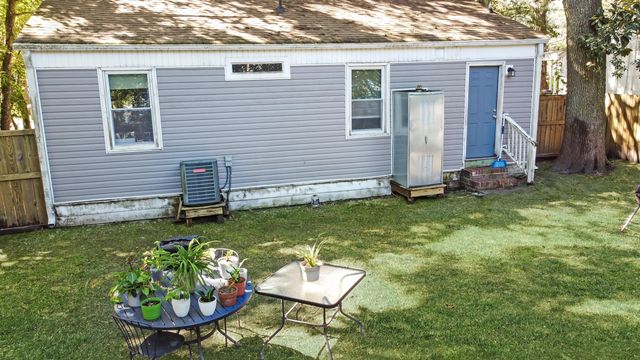 2744 Saratoga Road, North Charleston, SC 29405