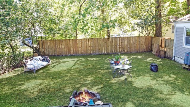 2744 Saratoga Road, North Charleston, SC 29405