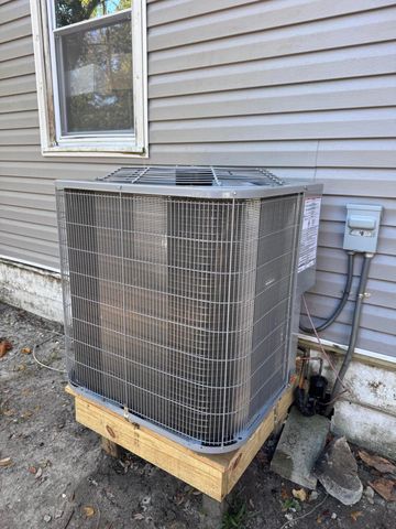 2744 Saratoga Road, North Charleston, SC 29405