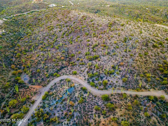 6880 W El Camino Del Cerro, Tucson, AZ 85745