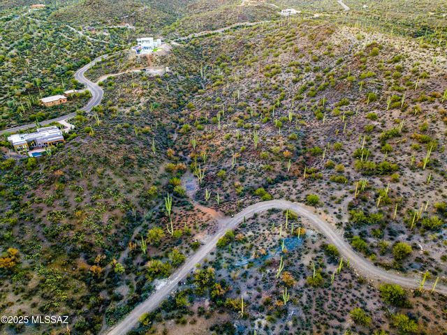 6880 W El Camino Del Cerro, Tucson, AZ 85745