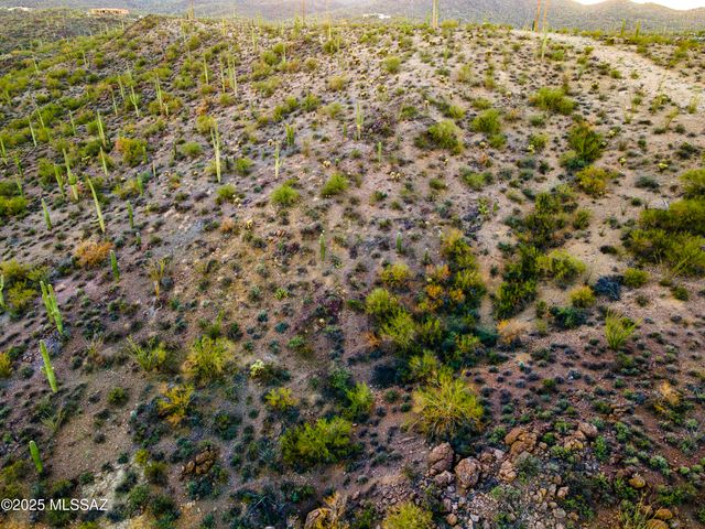 6880 W El Camino Del Cerro, Tucson, AZ 85745