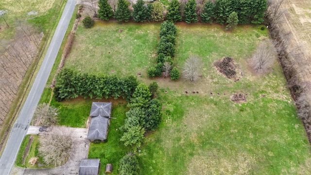 64770 Wade Road, Cassopolis, MI 49031