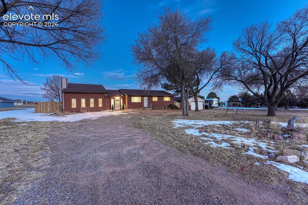 7815 Maverick Road, Colorado Springs, CO 80908 — photo 2