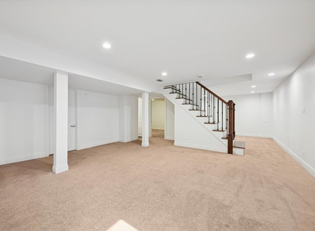 716 Indian Road, Glenview, IL 60025