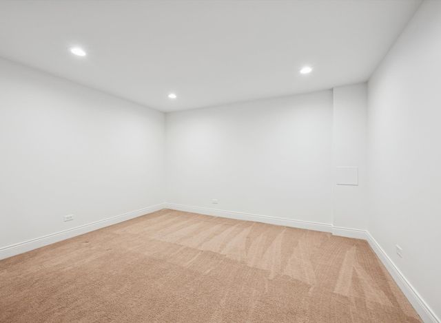 716 Indian Road, Glenview, IL 60025