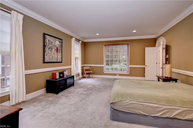 6 Wildwood LN, Williamsburg, VA 23185