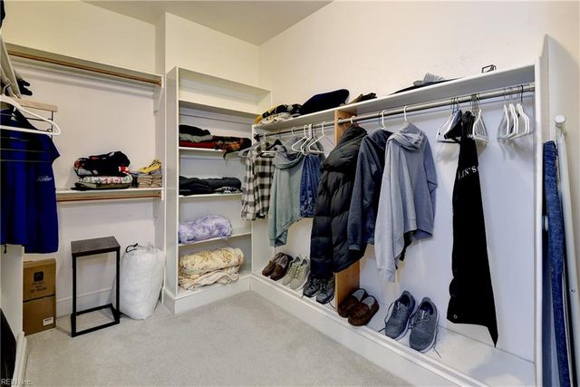 6 Wildwood LN, Williamsburg, VA 23185