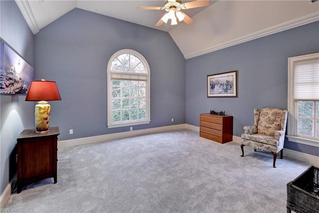 6 Wildwood LN, Williamsburg, VA 23185