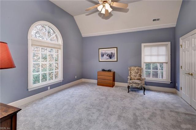 6 Wildwood LN, Williamsburg, VA 23185