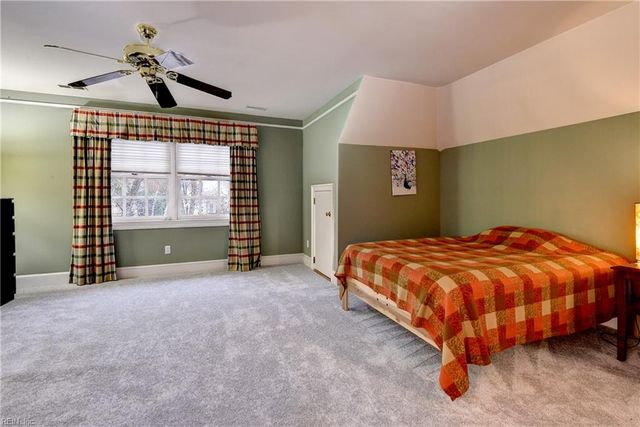 6 Wildwood LN, Williamsburg, VA 23185