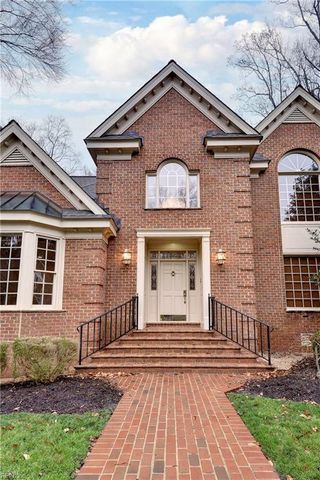 6 Wildwood LN, Williamsburg, VA 23185