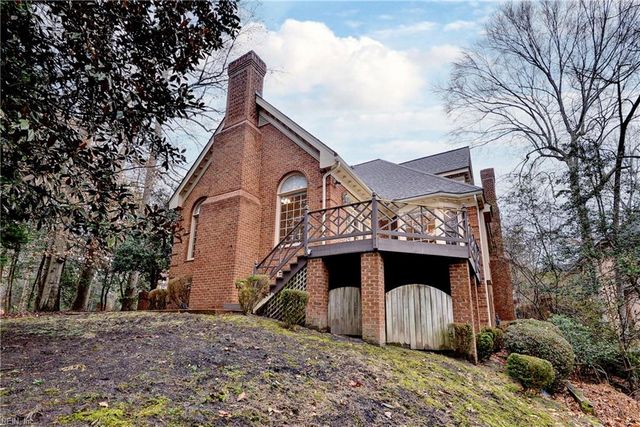 6 Wildwood LN, Williamsburg, VA 23185