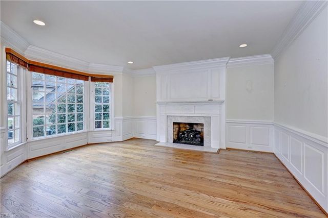 6 Wildwood LN, Williamsburg, VA 23185