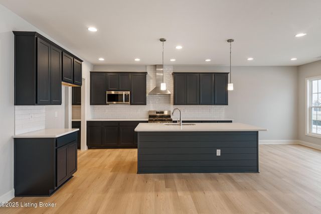 14108 Halden Ridge Way, Louisville, KY 40245