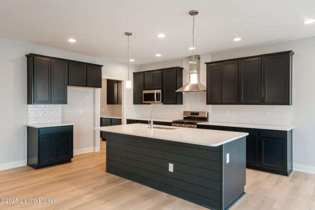 14108 Halden Ridge Way, Louisville, KY 40245