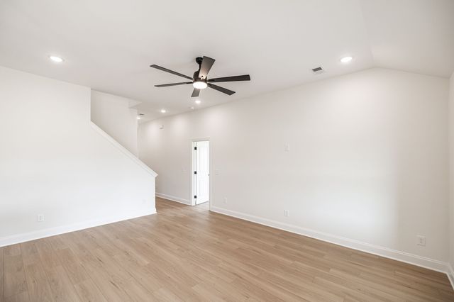 4202 Hereford Dr, Greenbrier, TN 37073